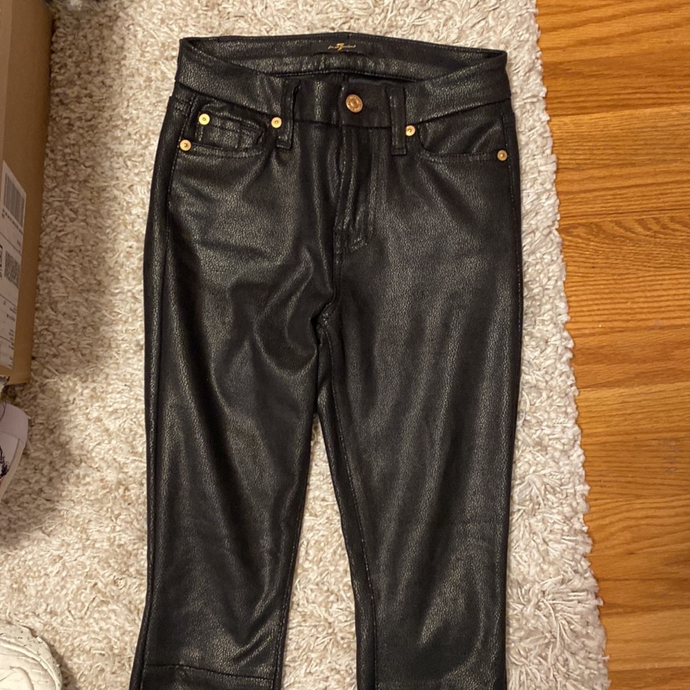 Coated black pants - Picture 3 of 7